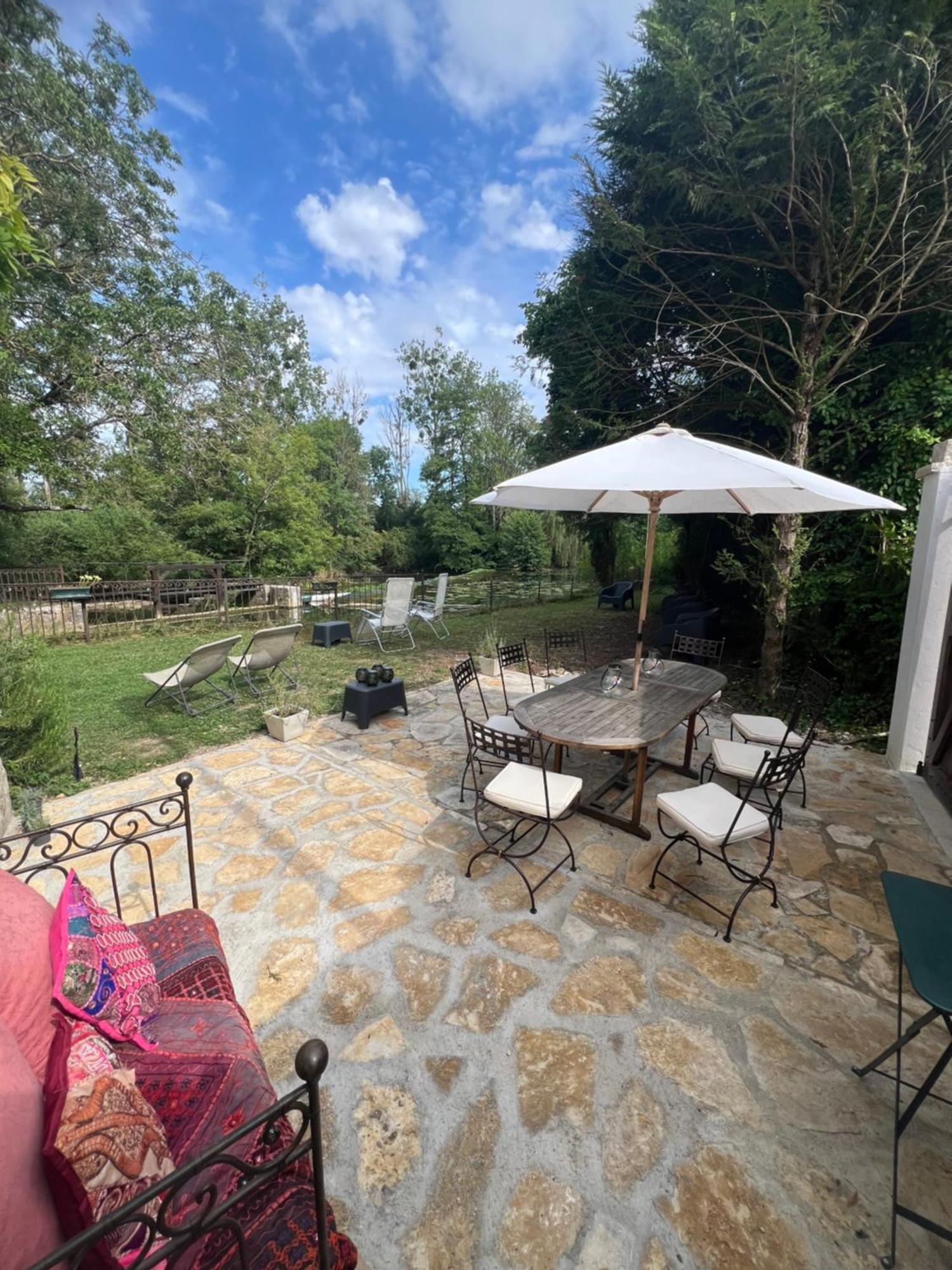 Villa Magnifique Moulin Proche Chablis, Jacuzzi Et Riviere Annay-sur-Serein Exterior foto